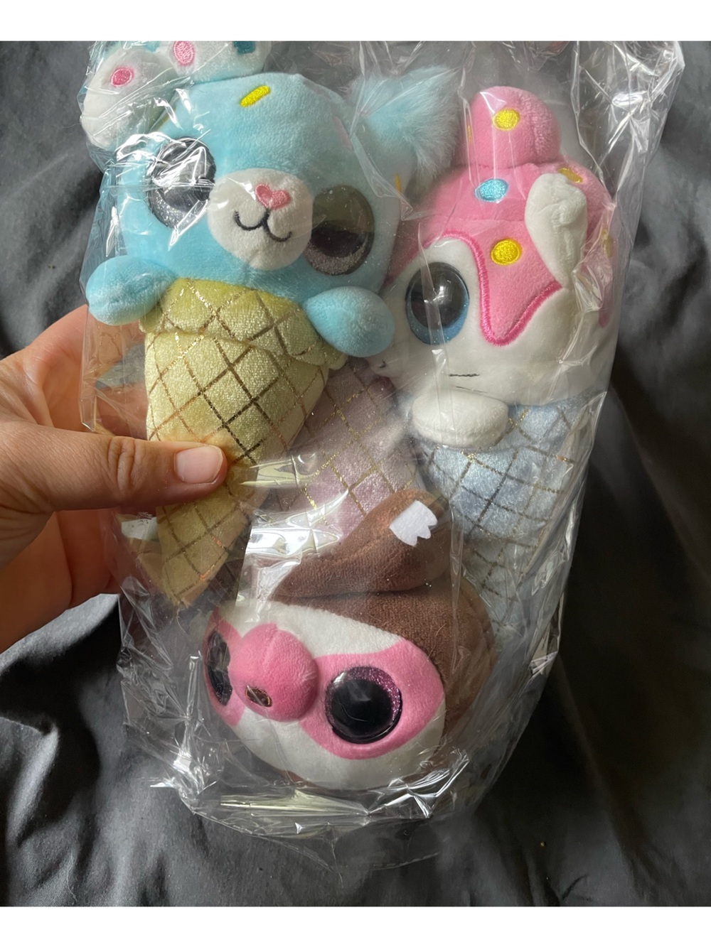 ZURU Coco Cones plush toys